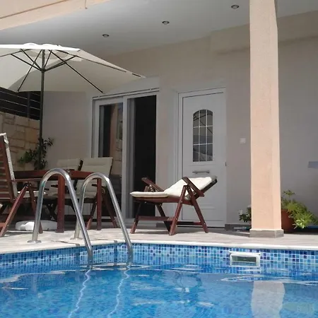 “theeporto” Maisonette With Pool Holiday home Gouves